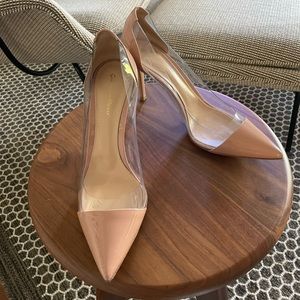 Gianvito Rossi clear & nude patent pumps.